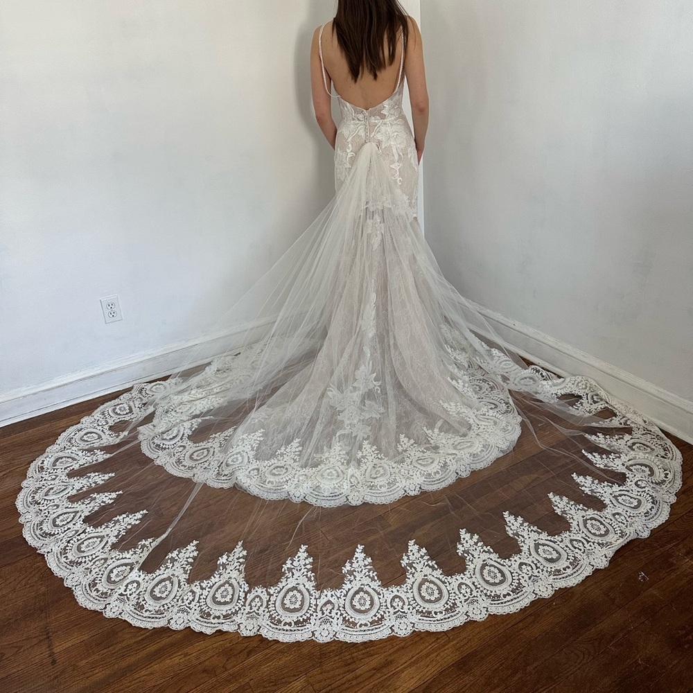 Lace Bridal Train